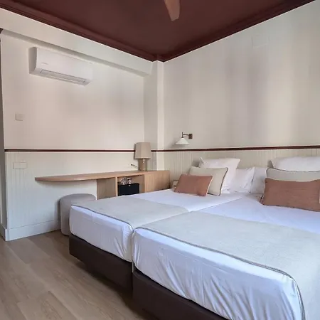 Medium Montecarlo Palafrugell